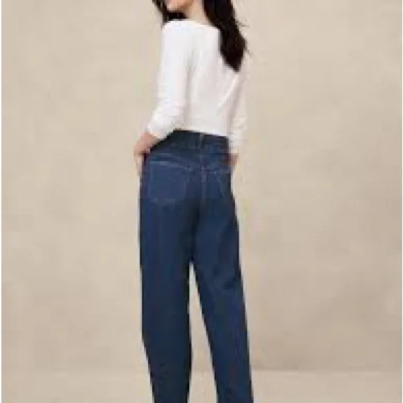 Banana Republic Ultra High-Rise Straight Leg Jeans - Picture 6 of 6